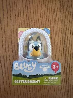 Moose Toys Bluey Easter Basket Mini Figure Collectible